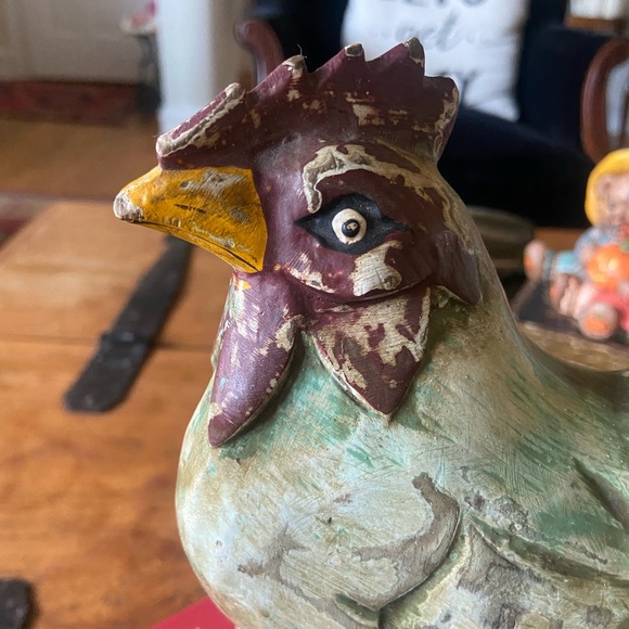 Rustic Wood Pedestal Hen - Picture 2 of 6